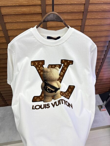 Apparel — TGUiQJ7Keyx7