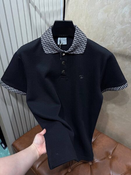Apparel — TGUjEtaF3iKk