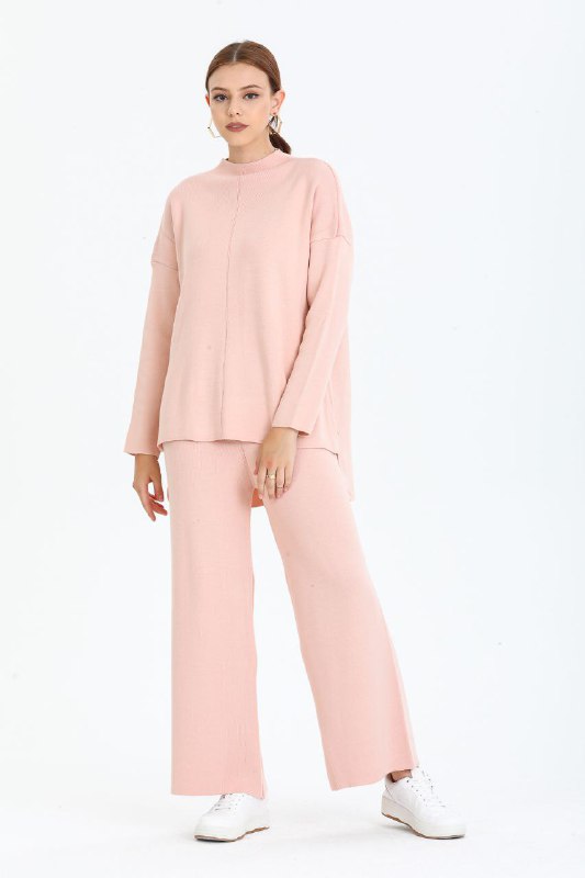 Apparel — TGUoj31qGS8Z view