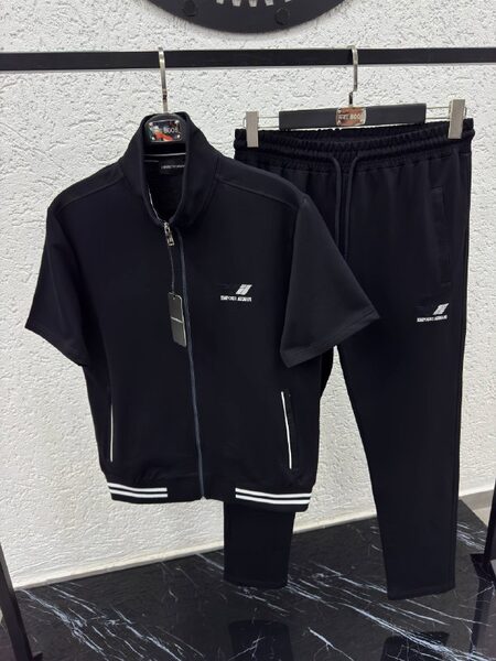 Apparel — TGUwUTIfiv6y