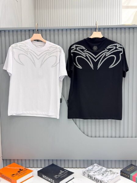 Apparel — TGV4VQt4nzCo view 3
