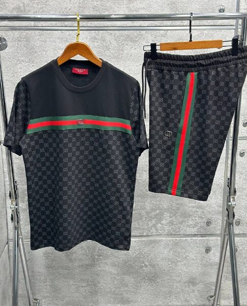 Apparel — TGVQos31_gtF
