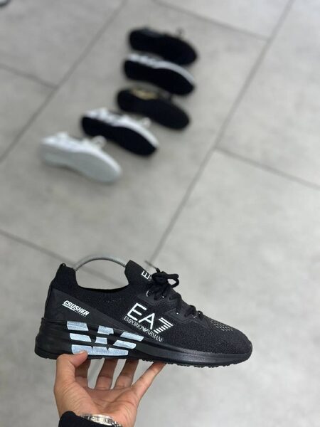Men's Sneakers — TGVb-J12ejUr view 2