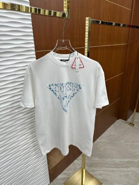 Apparel — TGVsueI7CfEJ view 4