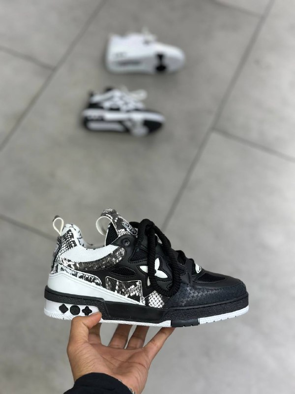 Men's Sneakers — TGVvTKqWgo9x view