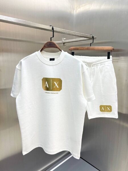 Apparel — TGVxL3eJc8Wb