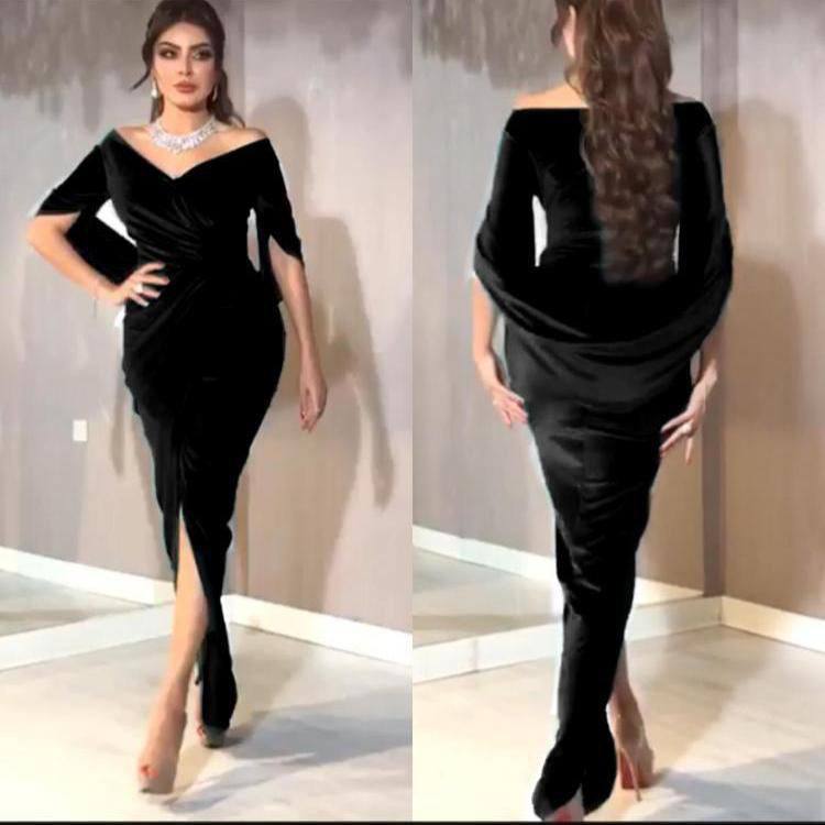 Apparel — TGW7Ik5qGZIU