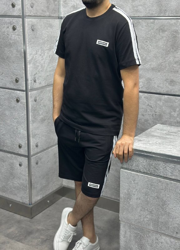 Apparel — TGWAlKVG7krL view