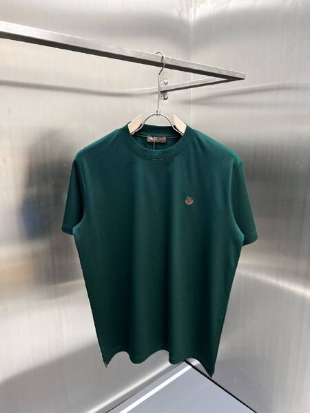 Apparel — TGWEl7oD8lpO view 2