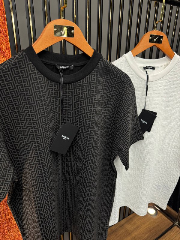 Apparel — TGWLomI-0sbb