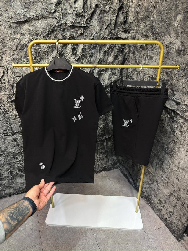 Apparel — TGWNUkpkuXMX