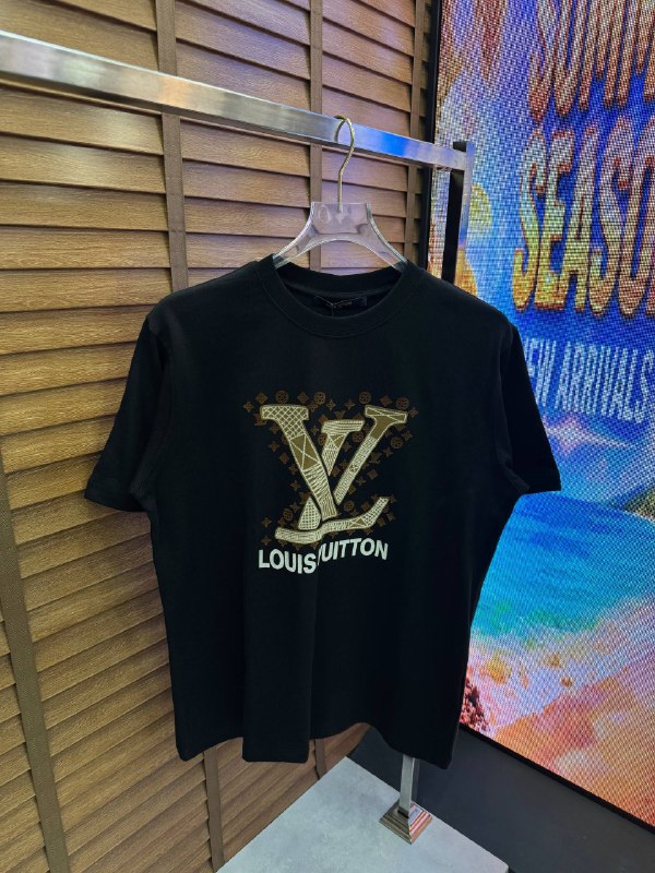 Apparel — TGWOyx0LbYQY