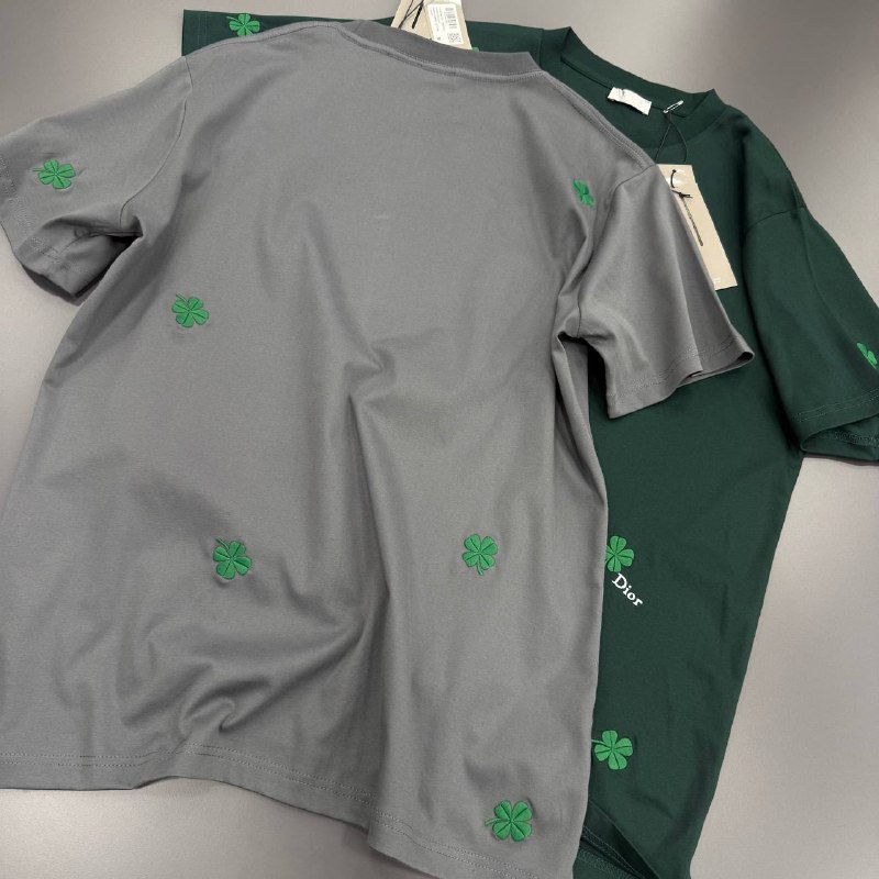 Apparel — TGWPw9VOZAhm view