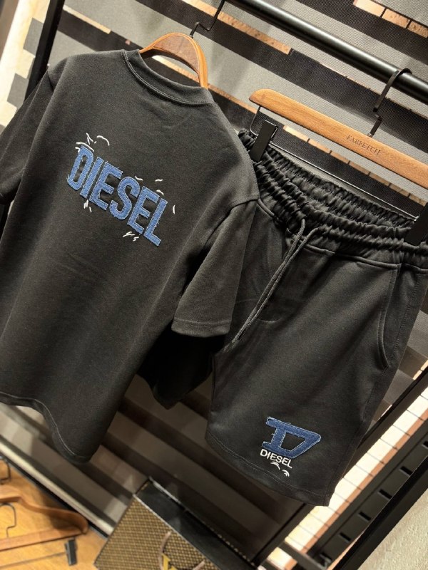 Apparel — TGWSh0VdO2OG