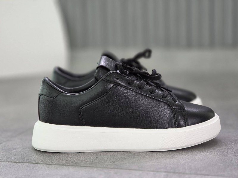 Men's Sneakers — TGWbY_4wMTsH view