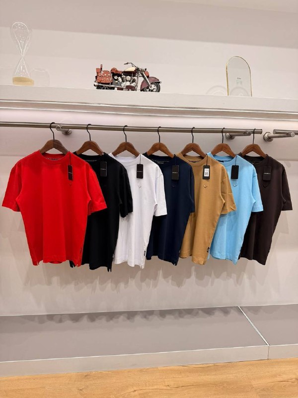 Apparel — TGWc2fkrElck