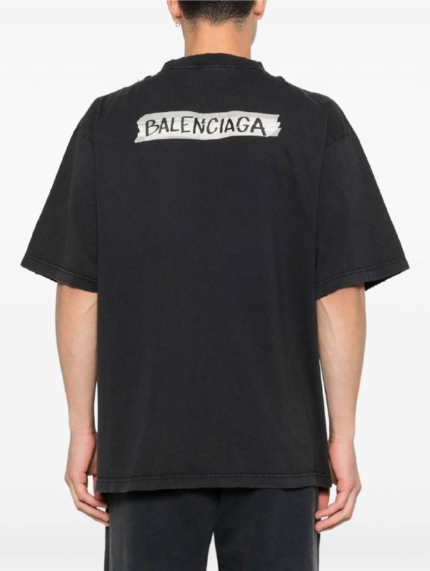 Apparel — TGWcm_nkbSMe view