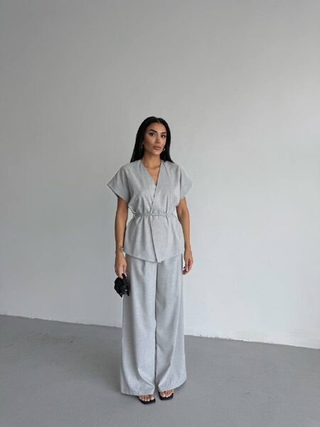Apparel — TGWgyUq9sERJ view 3