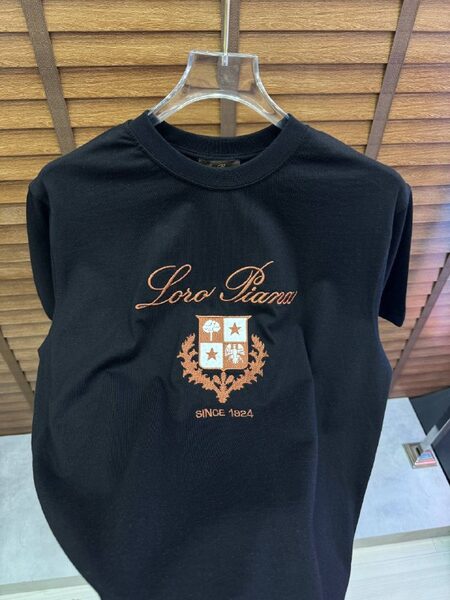 Apparel — TGWhTVXLgKXl