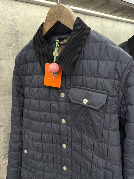 Apparel — TGWiMMU__wFc view 8