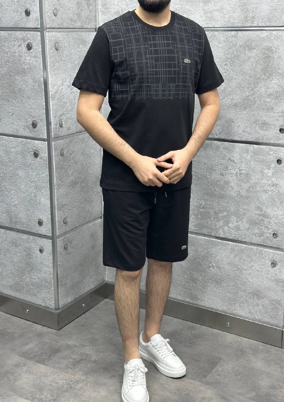 Apparel — TGWjnhB5ZUUO view
