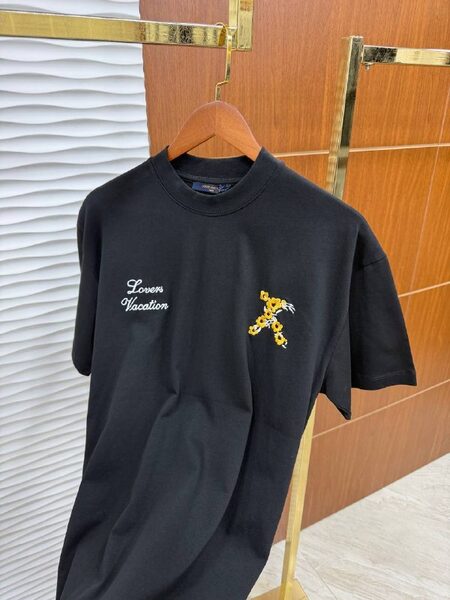 Apparel — TGWpVjm_8TZZ view 2