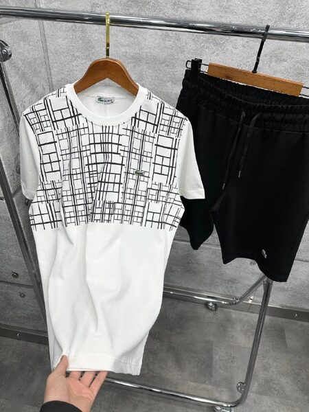 Apparel — TGWw-JCsLnZ0 view 2
