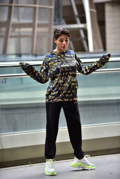 Apparel — TGX5g0IZ_0AM view 2