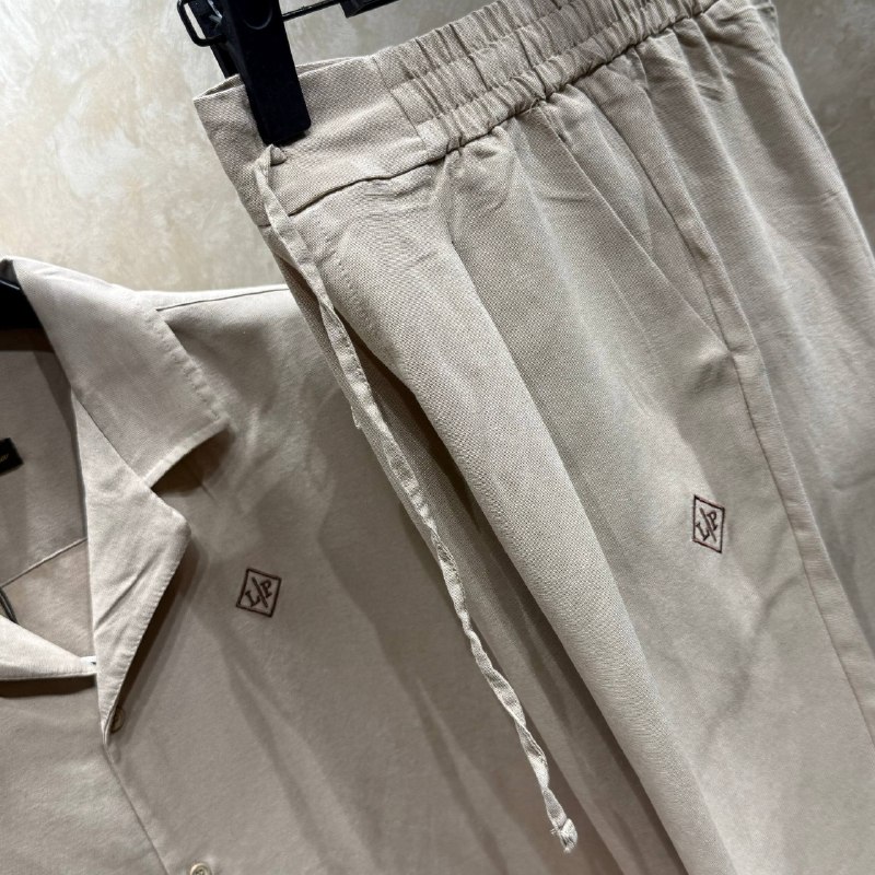 Apparel — TGX6EHo94ncO view