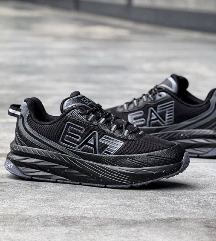 Men's Sneakers — TGXAVaxRR3nx view