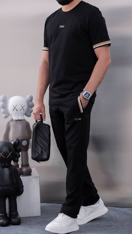 Apparel — TGXDdCpTX74O view