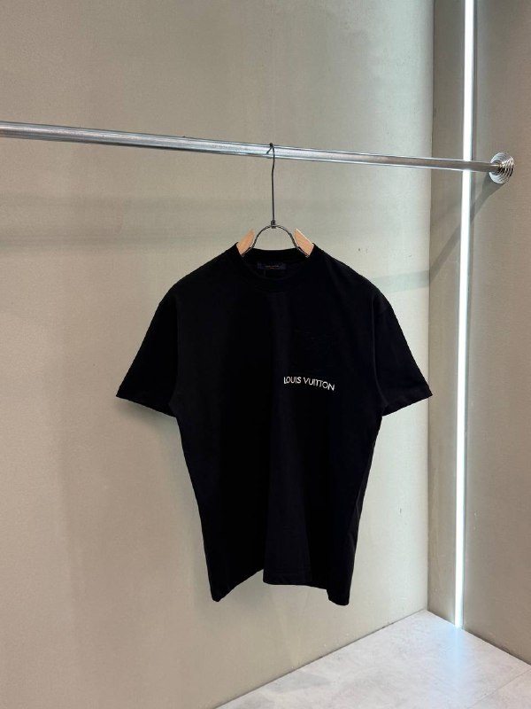 Apparel — TGXH0oiK_SBw