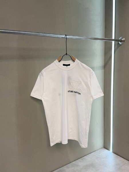 Apparel — TGXH0oiK_SBw view 2