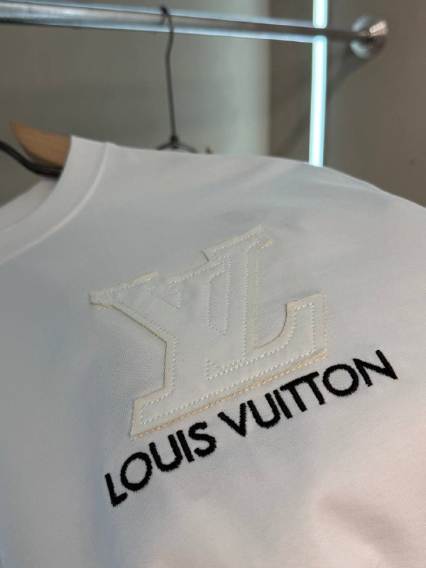 Apparel — TGXH0oiK_SBw view