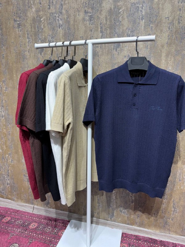Apparel — TGXQLPLC3lb8