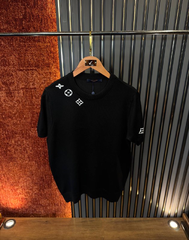Apparel — TGXWT-Z03Om4