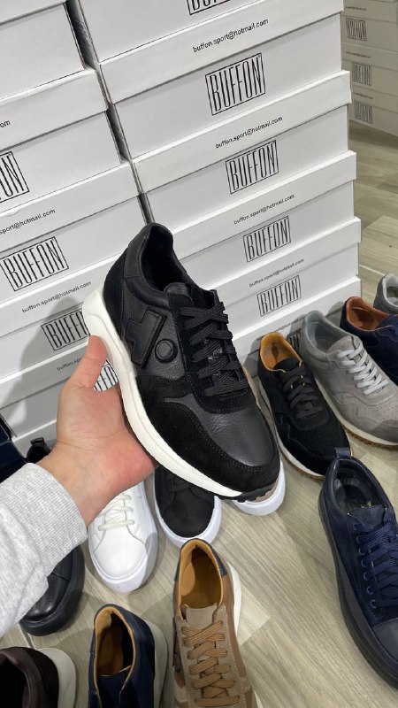 Men's Sneakers — TGXbzjfx6Lw1 view