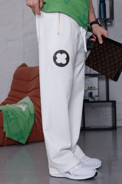 Apparel — TGXc2rmkZAoZ view 2