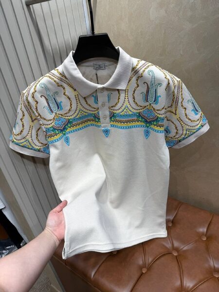 Apparel — TGY46ieNjWai