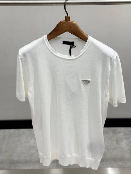 Apparel — TGY4oM0lhgXe view 5