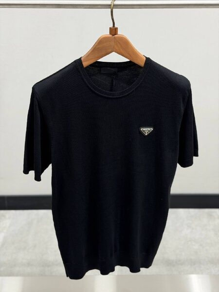 Apparel — TGY4oM0lhgXe view 6