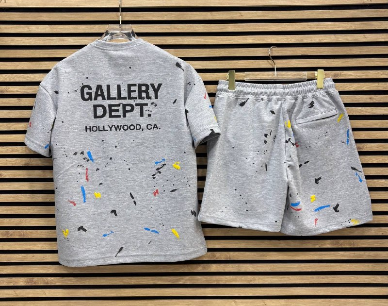Apparel — TGY4uMQUQRQQ view