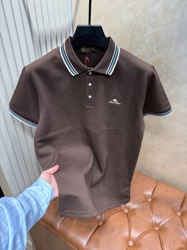 Apparel — TGY7fn8cf1_O