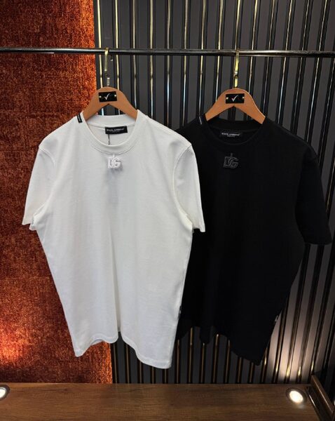 Apparel — TGYGL0kM64n2