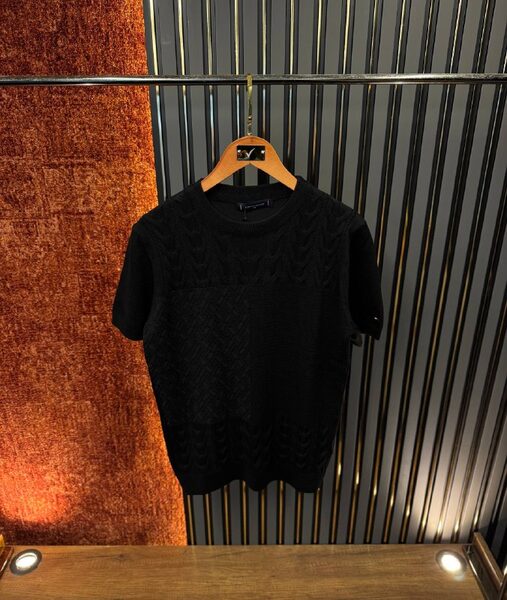 Apparel — TGYIeq0T_CnN view 5