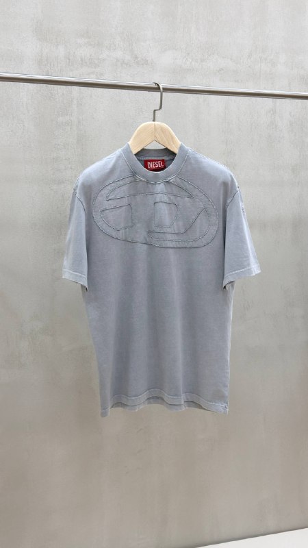 Apparel — TGYKIO1jl_K8 view