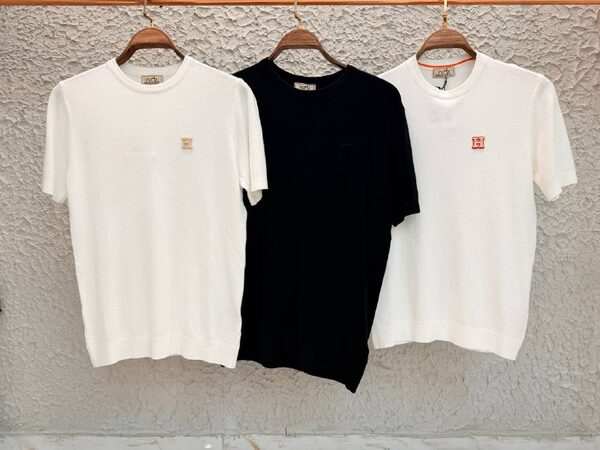 Apparel — TGYZeScmRCSu