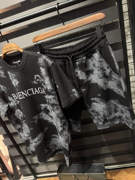 Apparel — TGYk869h8H8n