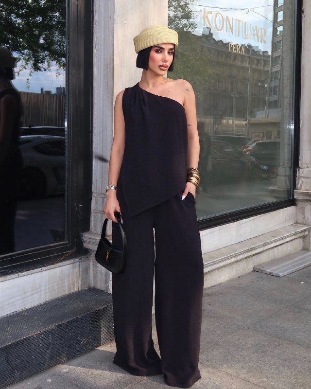 Apparel — TGYtZdC-Zo8G view