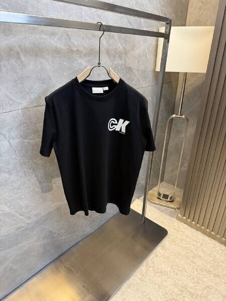 Apparel — TGYu0J4J6jVp view 3